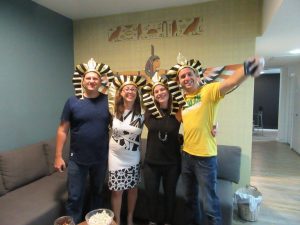 נהנים במשחקי הרפתקה במיסטיקרום